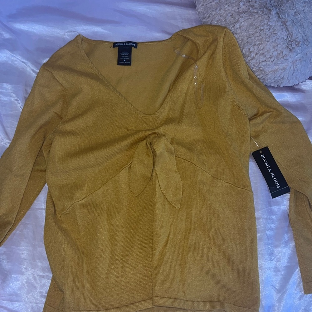 Long sleeve V cut yellow top